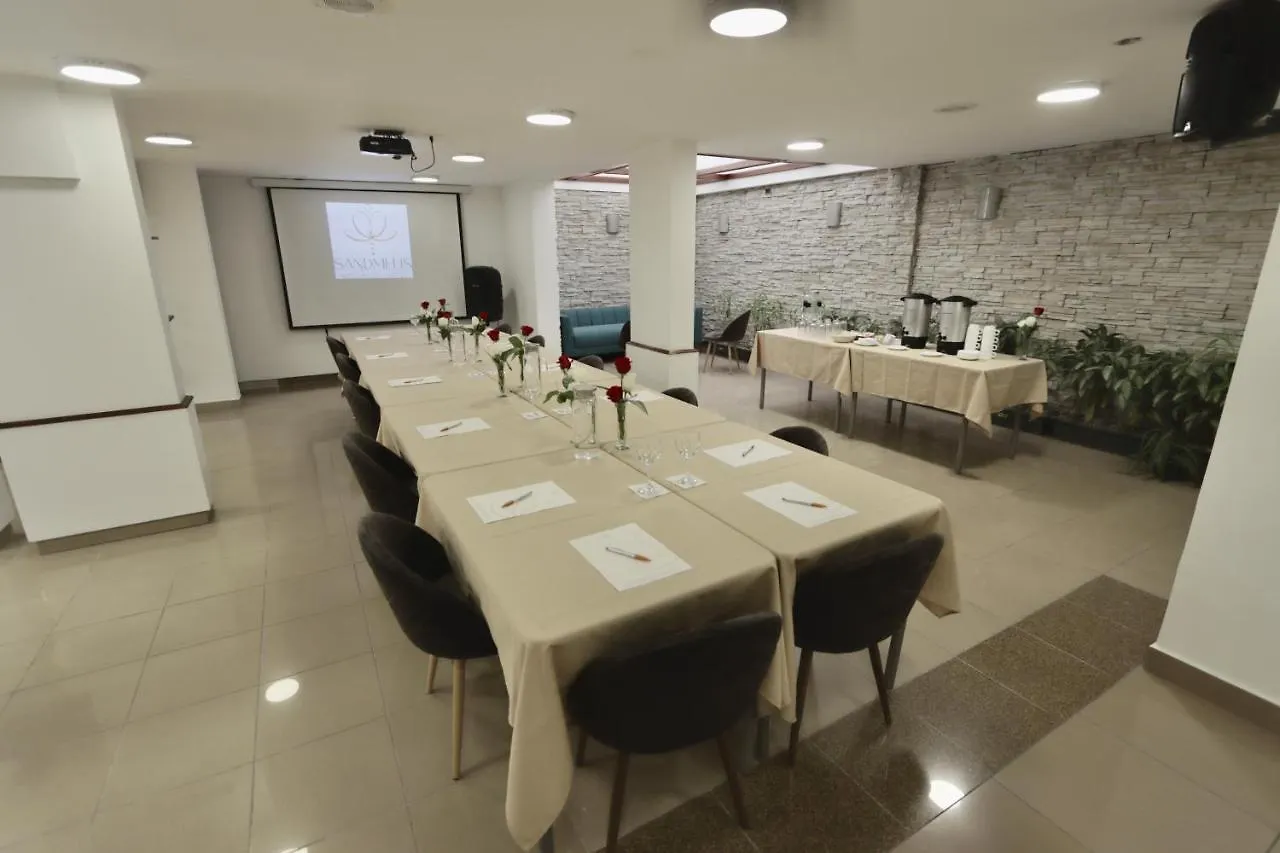 Hotel Sandmelis Quito