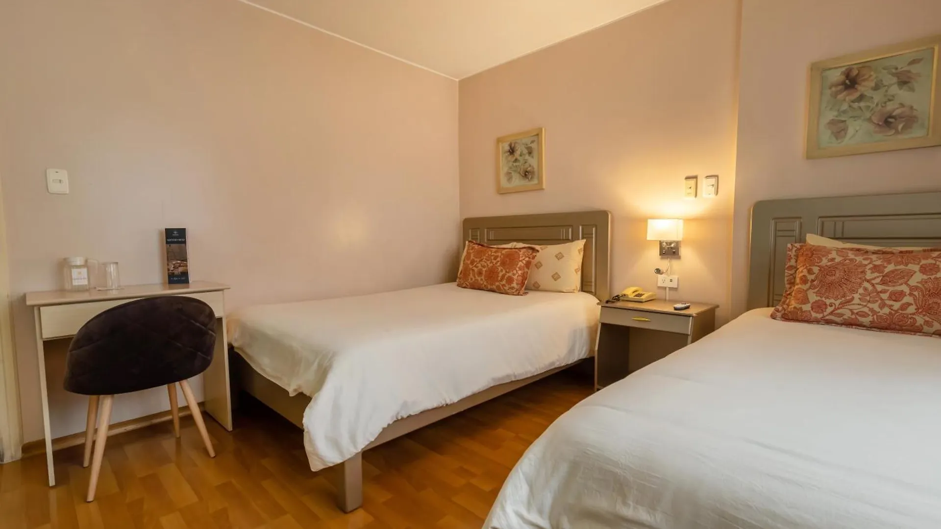 Hotel Sandmelis Quito